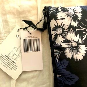 NWT Vera Bradley packable shopper tote